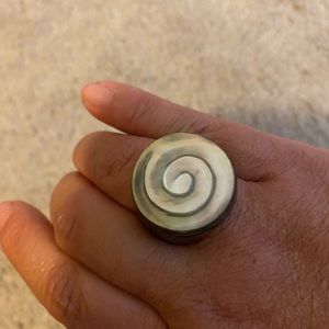 Bijoux Pierre Handmade Ring